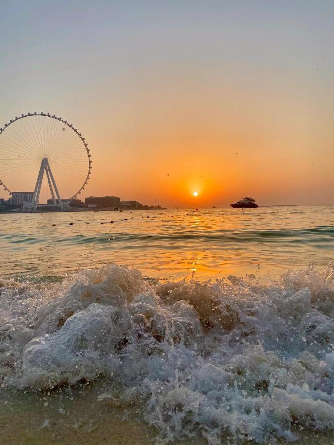 Lunar Cozy Hostel - Jbr Dubaj Zewnętrze zdjęcie