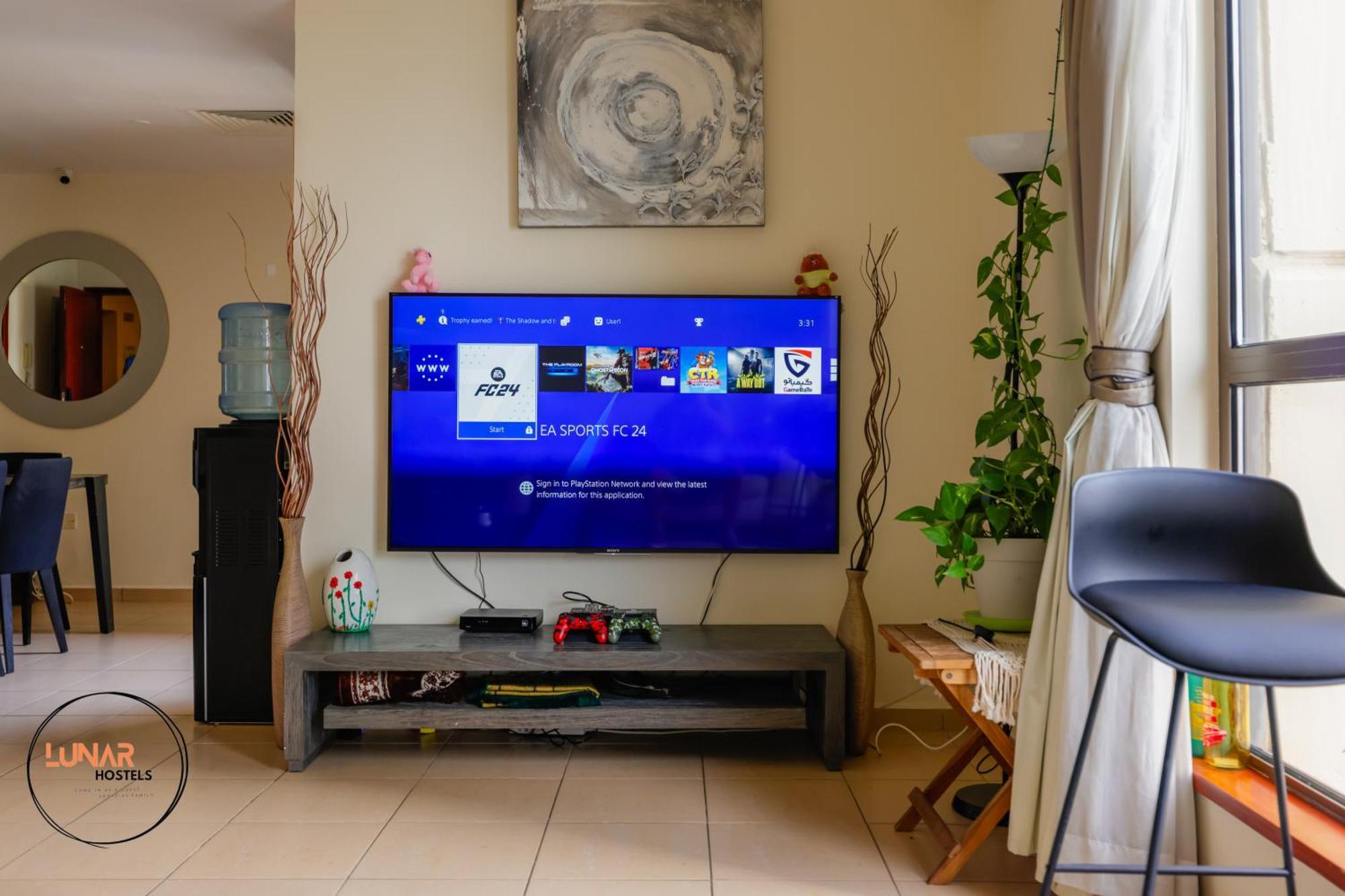 Lunar Cozy Hostel - Jbr Dubaj Zewnętrze zdjęcie