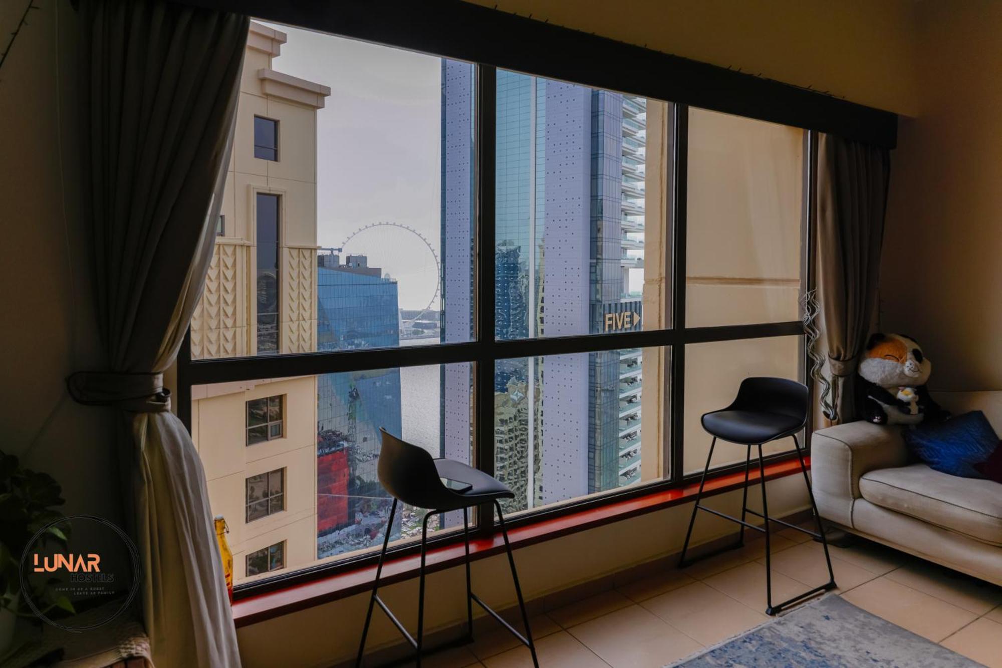 Lunar Cozy Hostel - Jbr Dubaj Zewnętrze zdjęcie