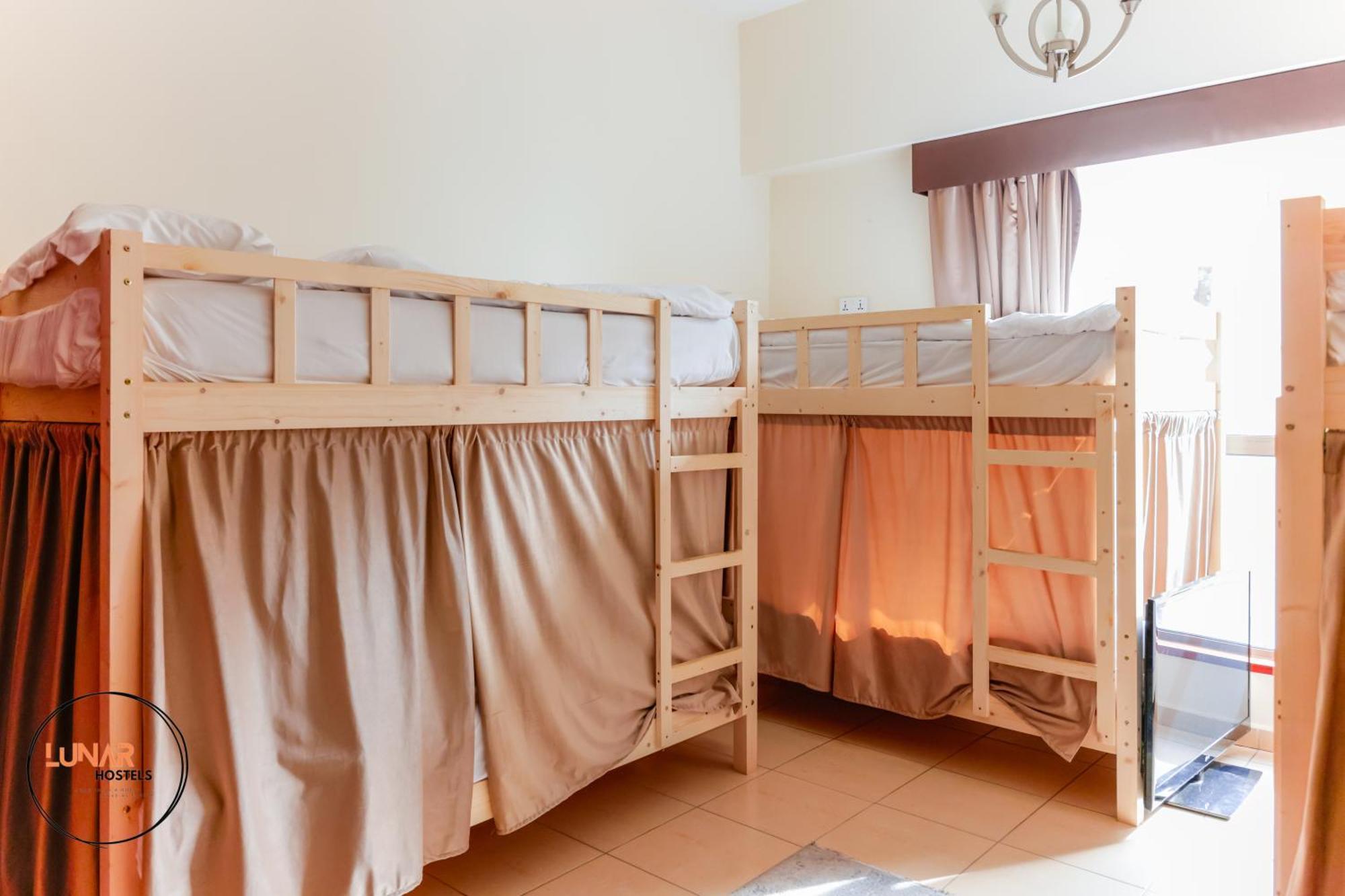 Lunar Cozy Hostel - Jbr Dubaj Zewnętrze zdjęcie