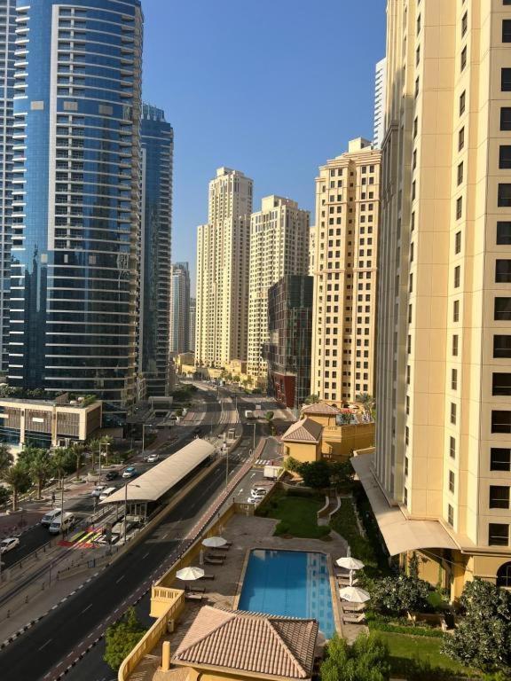 Lunar Cozy Hostel - Jbr Dubaj Zewnętrze zdjęcie