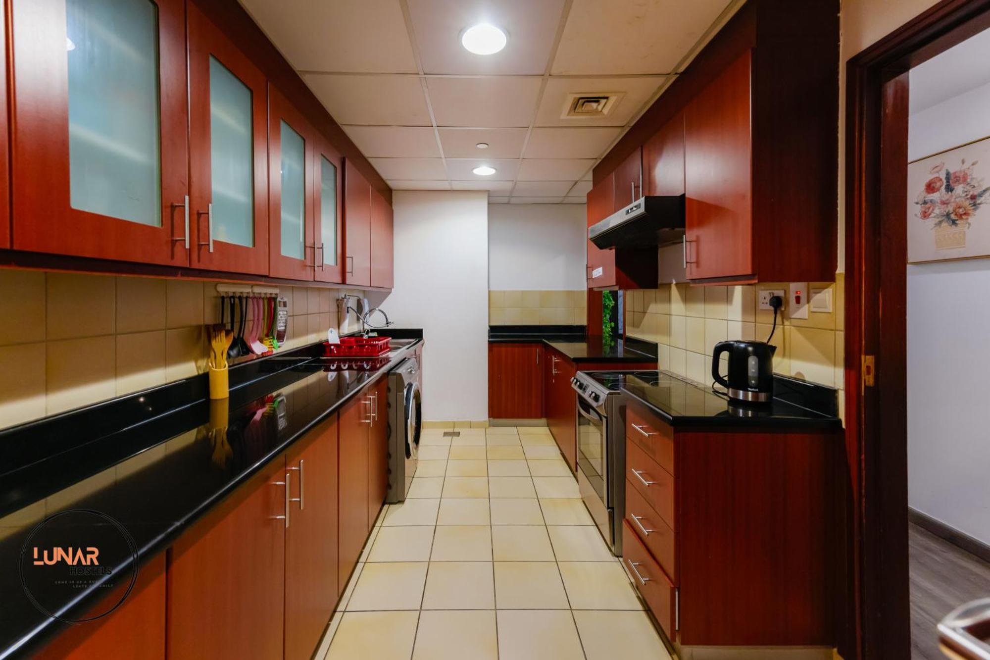 Lunar Cozy Hostel - Jbr Dubaj Zewnętrze zdjęcie