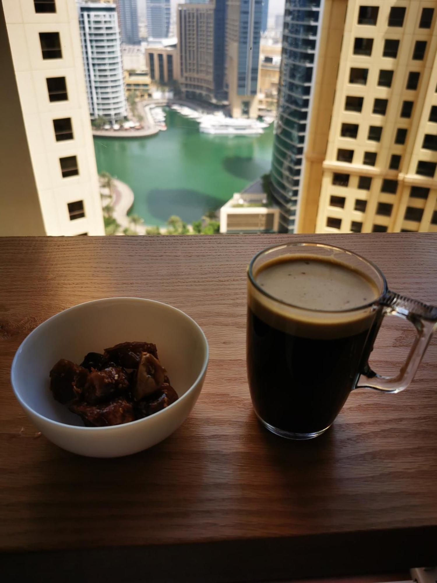 Lunar Cozy Hostel - Jbr Dubaj Zewnętrze zdjęcie